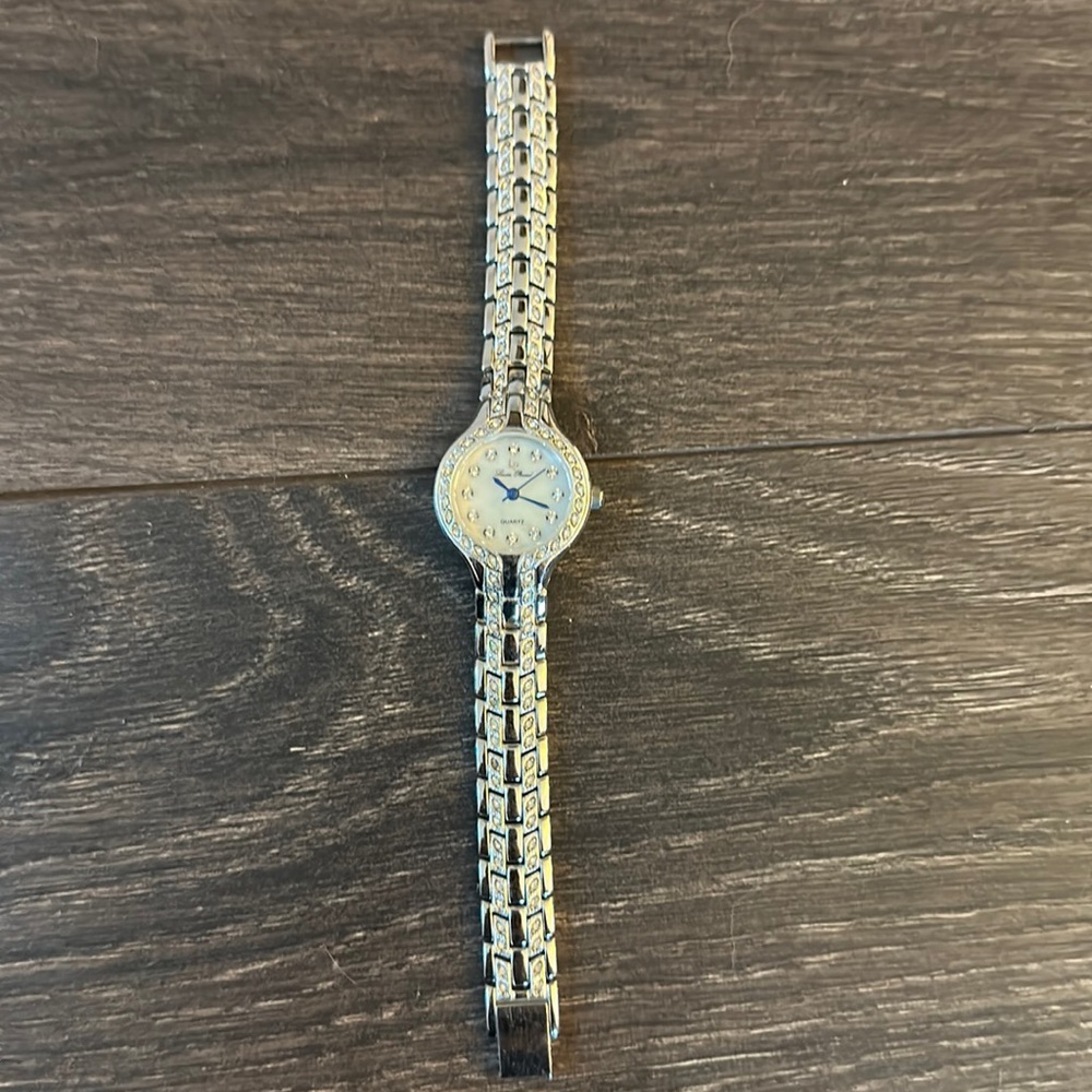 Lucien Piccard silver watch